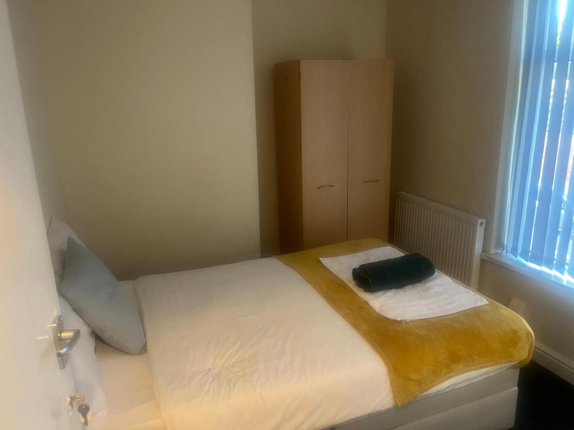 Simple Inn ウェイクフィールド エクステリア 写真